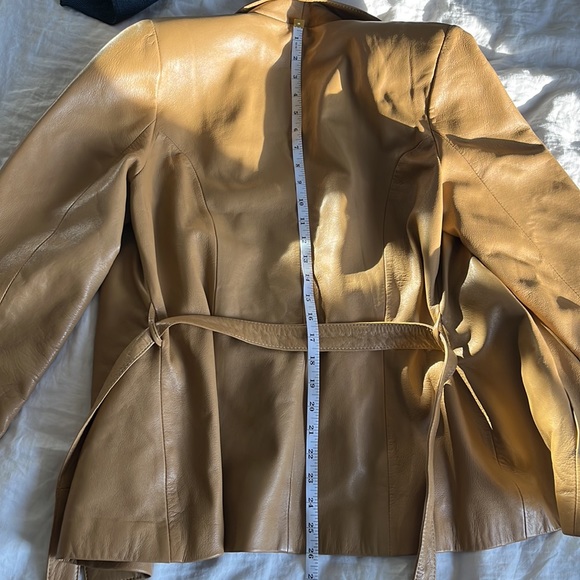 VINTAGE LARA PRIANO REAL LEATHER JACKET WITH BELT - Picture 5 of 9